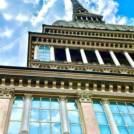 Mole Antonelliana Lägenhet *